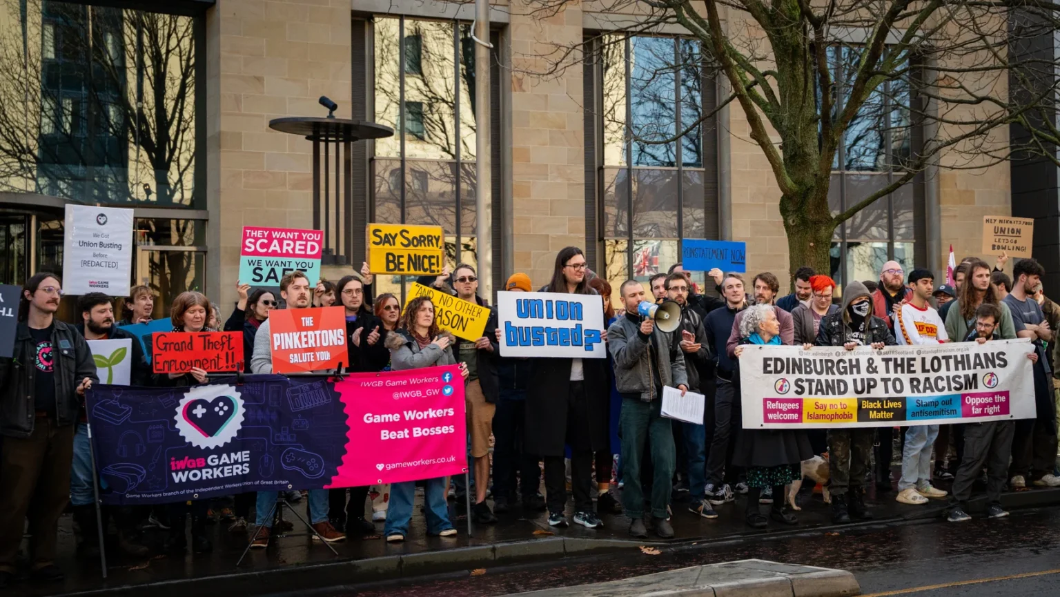 220 Pekerja Rockstar Tuntut Keadilan