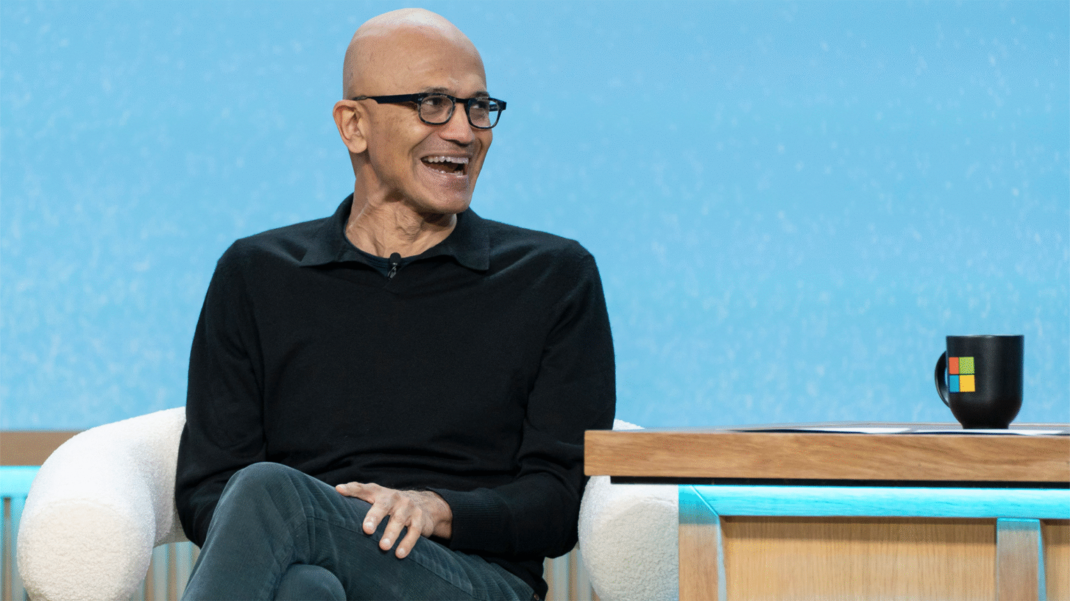 CEO Microsoft Tulis Blog Agar Tidak Ribut Masalah AI