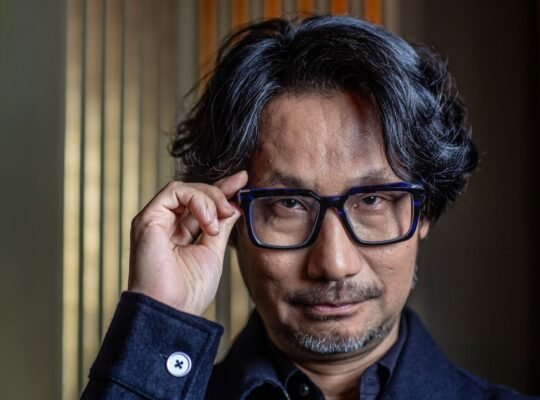 Hideo Kojima PlayStation disc fisik