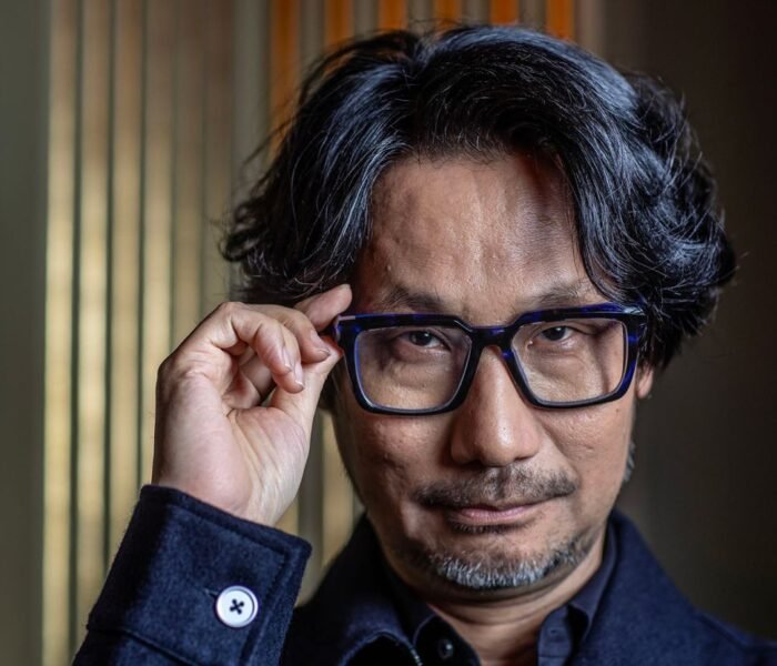 Hideo Kojima PlayStation disc fisik